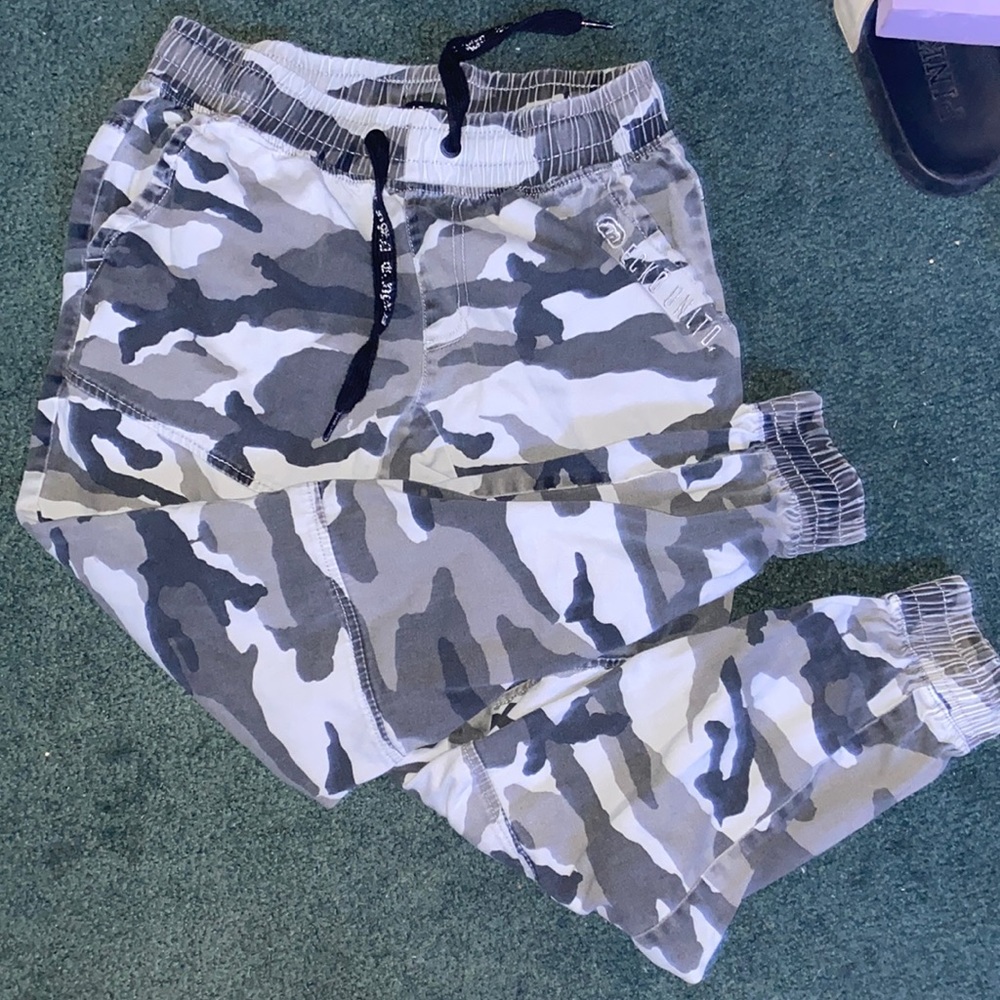 camo joggers